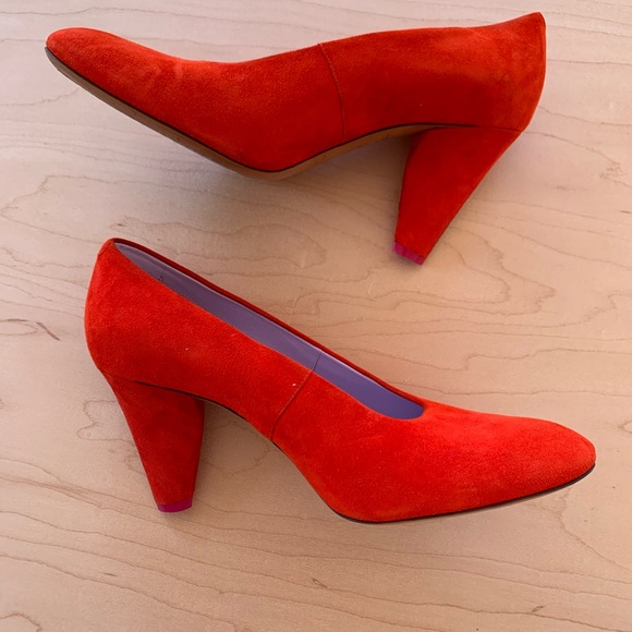 Celine Suede Heels - Picture 3 of 7